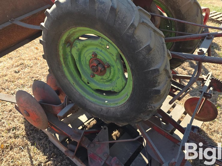 david-bradley-283-walk-behind-power-unit-w/attachments-image-14