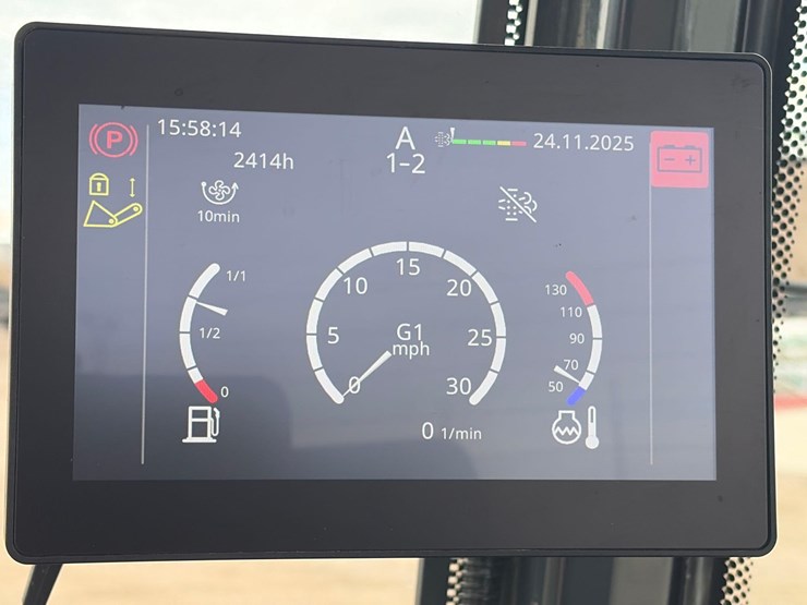 john-deere-324-image-57