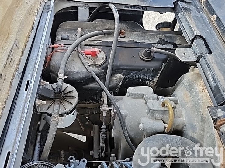 2019-club-car-carryall-1700-image-26