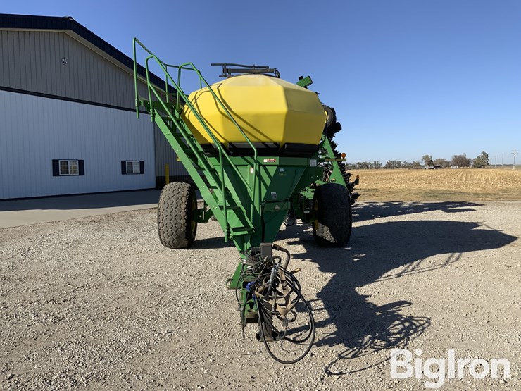 john-deere-1860-image-2