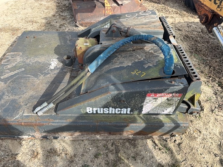 2008-caterpillar-60-image-10