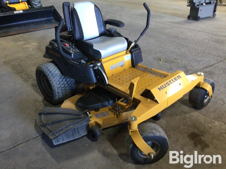 hustler-935833-lawnmower-image-1