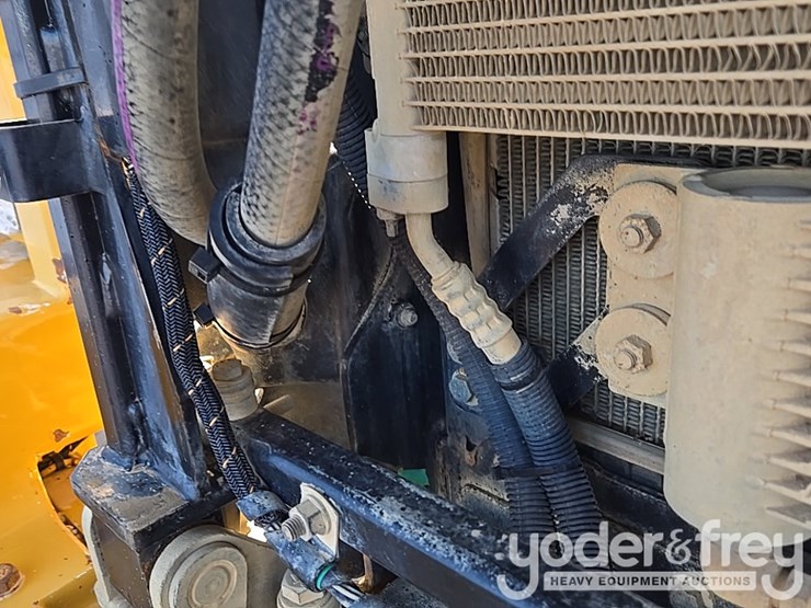 2016-caterpillar-950m-image-90