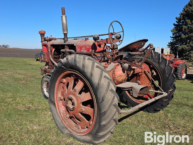 1938-farmall-f-20-2wd-tractor-image-7
