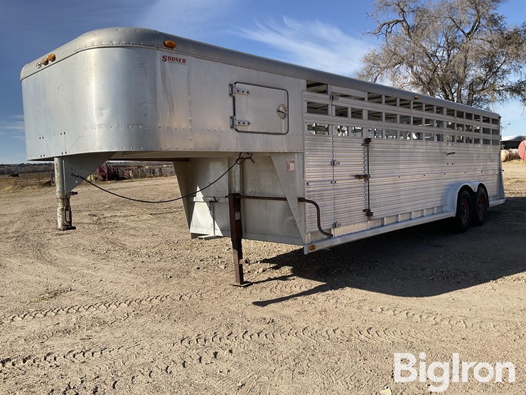 1989-sooner-aluminum-t/a-livestock-trailer-image-1