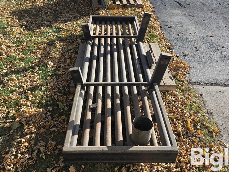 4wd-tractor-rock-box-image-4