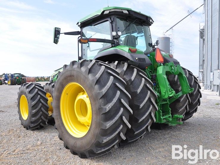 2024-john-deere-8r-370-image-7