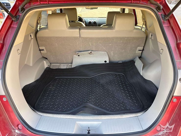 2011-nissan-rogue-image-21