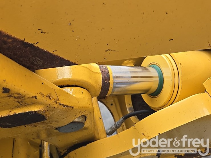 2017-deere-872g-image-22