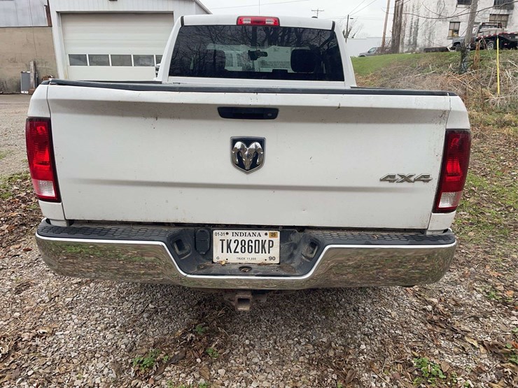 2010-dodge-crew-cab-pickup-image-11