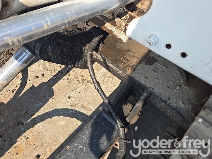 bobcat-331g-image-36