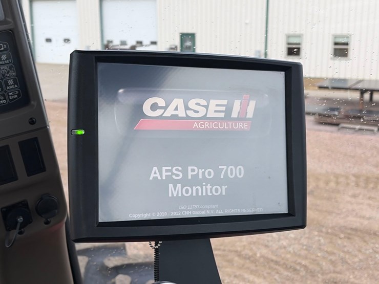 2012-case-ih-400-image-47