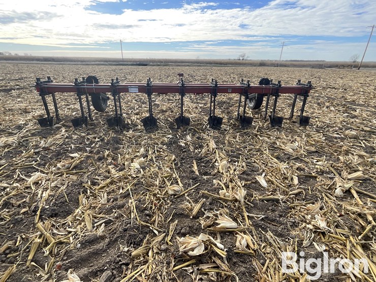 8r30-cultivator/hiller-image-6