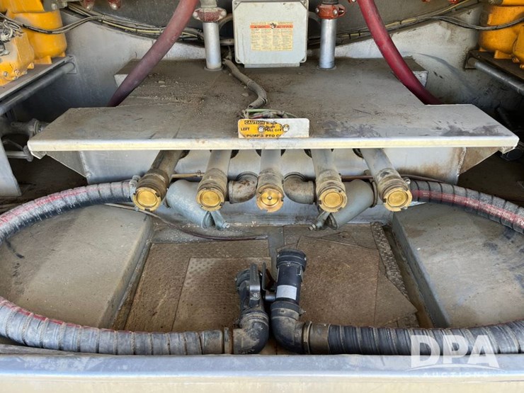 2007-freightliner-petroleum-truck-(jn3391,-unit-2373)-image-38