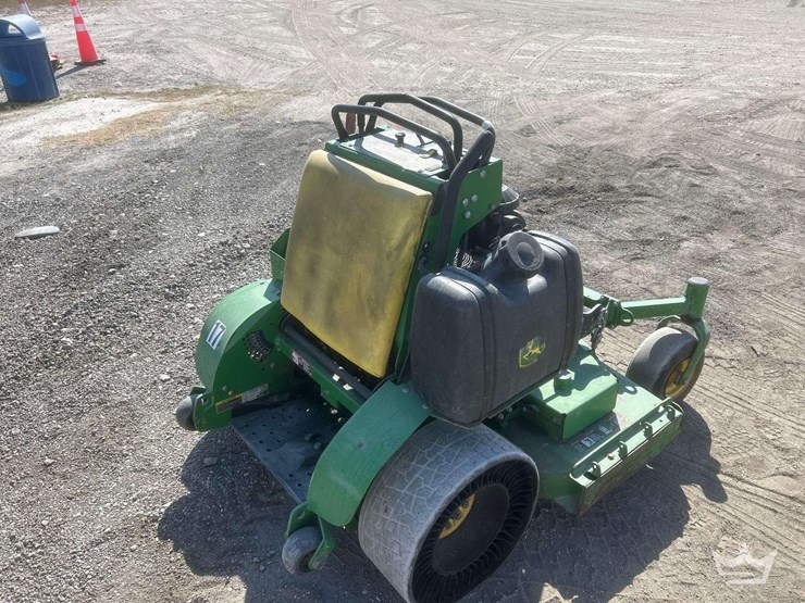 commercial-lawn-mower-652r-image-20