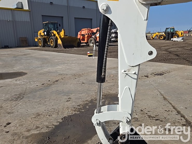 bobcat-331g-image-32