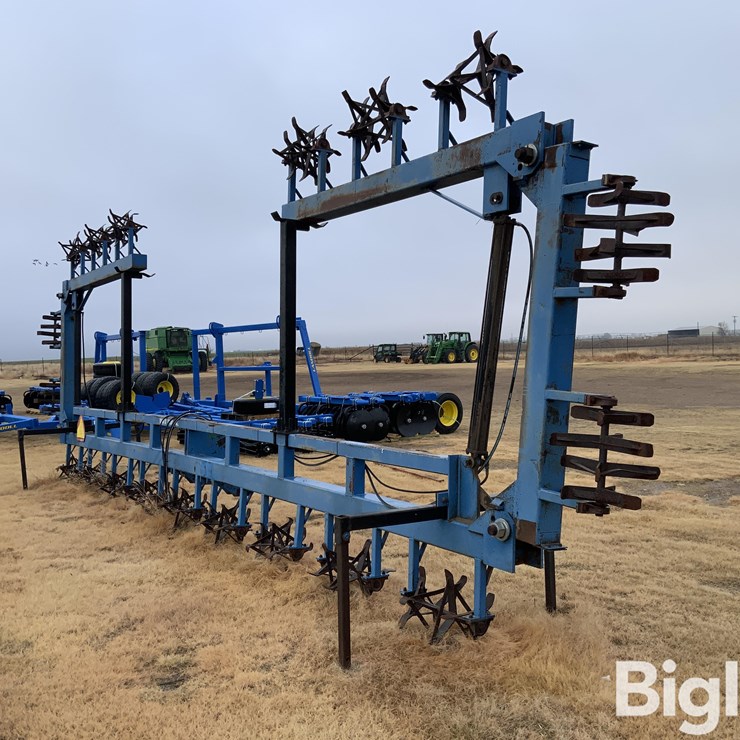 Sam Steven’s 18R40 Sandfighter