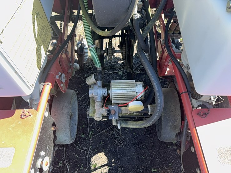 agco-white-8700-image-44