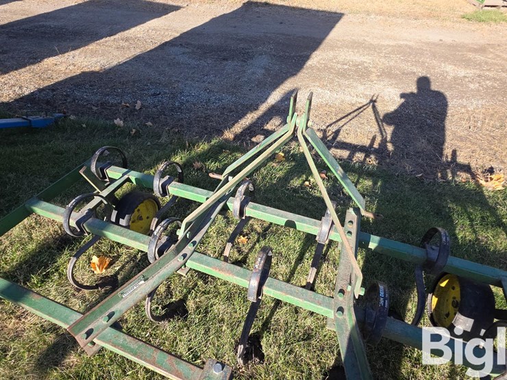 john-deere-f11-field-cultivator-image-9