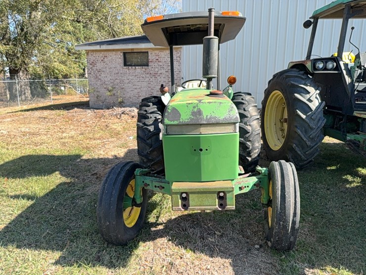 john-deere-2155-image-2