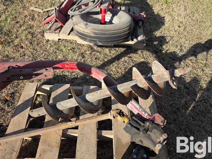 3-pt-post-hole-auger-image-4