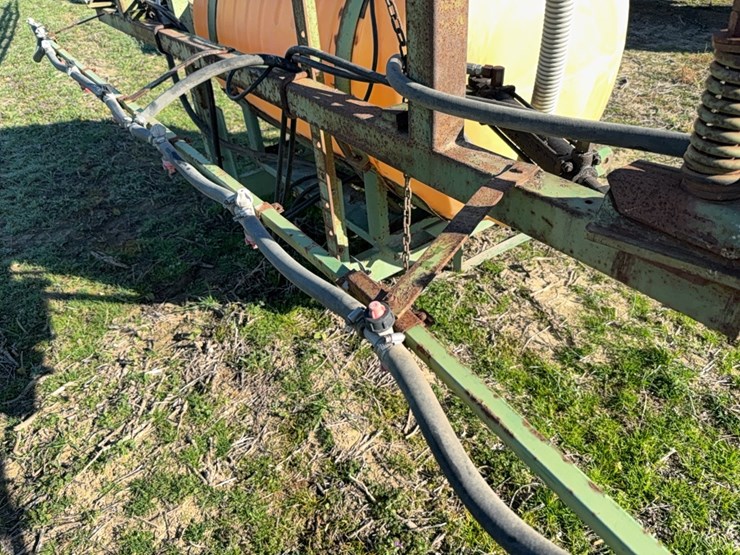 reddick-sprayer--with-controls-and-hydraulic--hypro-pump-located-at-107-jernigan-swamp-rd.-in-ahoskie,-north-carolina-image-18