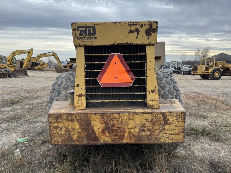 caterpillar-3208-image-4