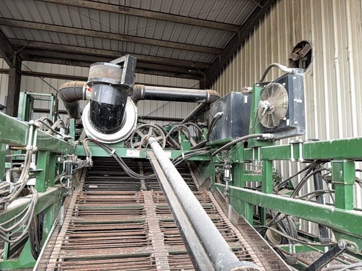 lockwood-672-sweet-potato-digger/harvester-image-13