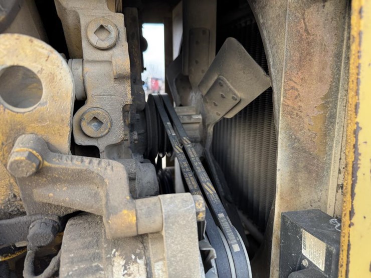 1982-caterpillar-3208-image-46