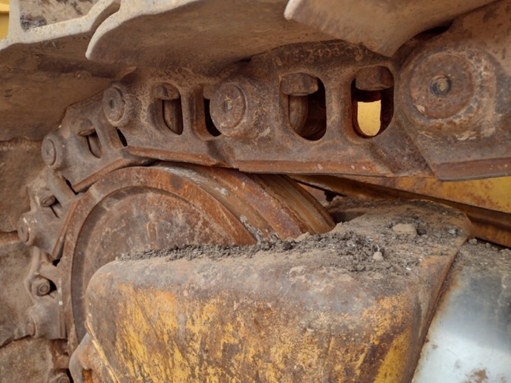 2004-caterpillar-d6r-xl-image-25