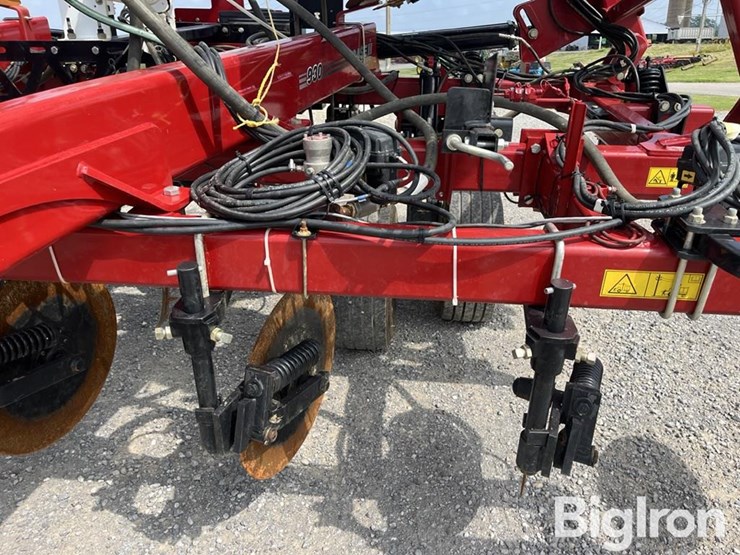 2022-case-ih-2022-image-19