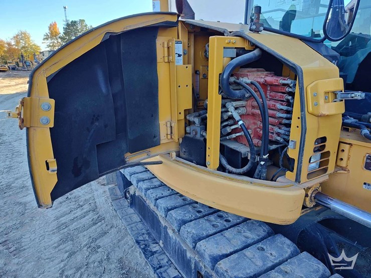 2019-deere-85g-image-41