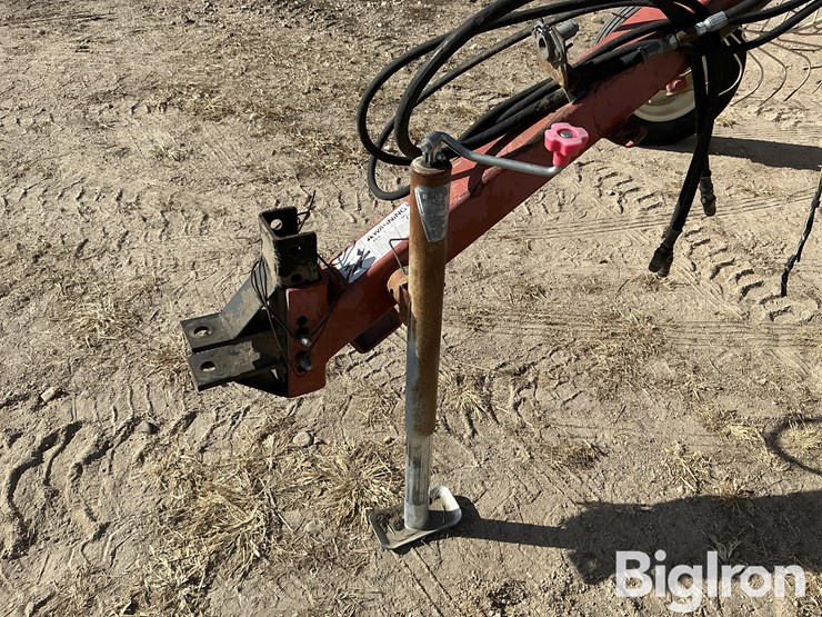 hesston-12-wheel-v-rake-image-9