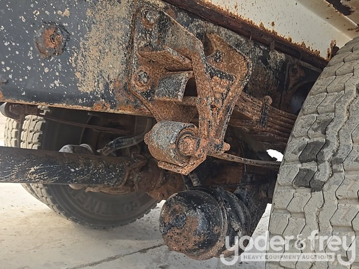 2015-international-4300-sba-image-54