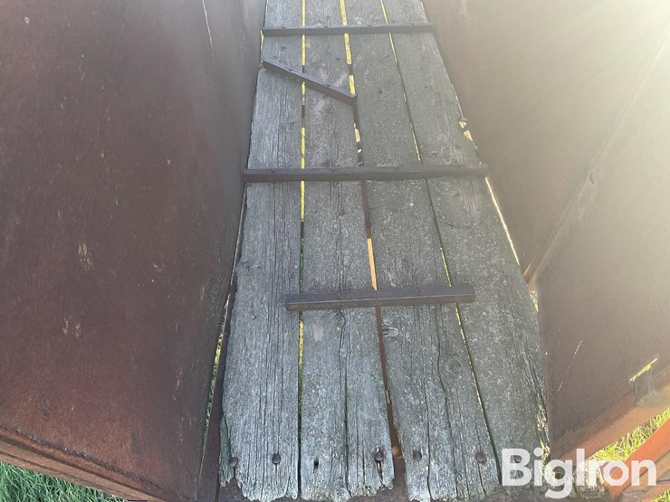 portable-livestock-chute-image-10