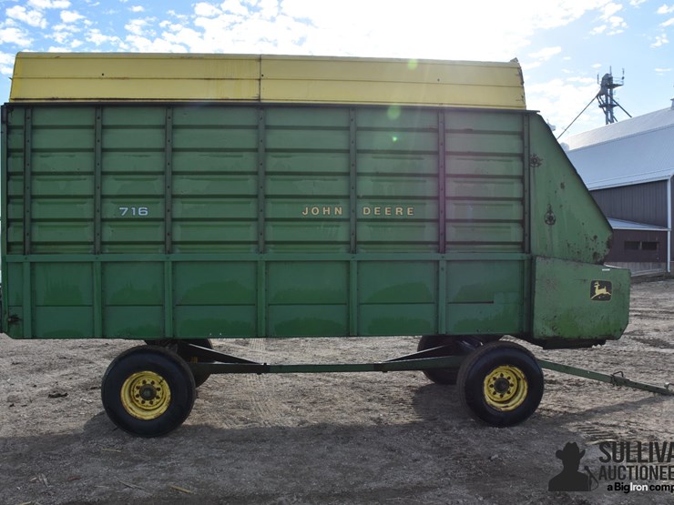 john-deere-716-image-4