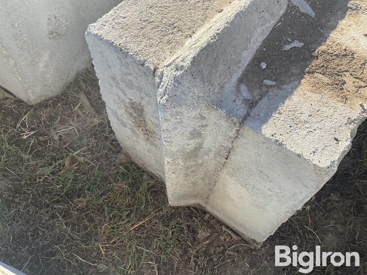 concrete-stackable-blocks-image-4