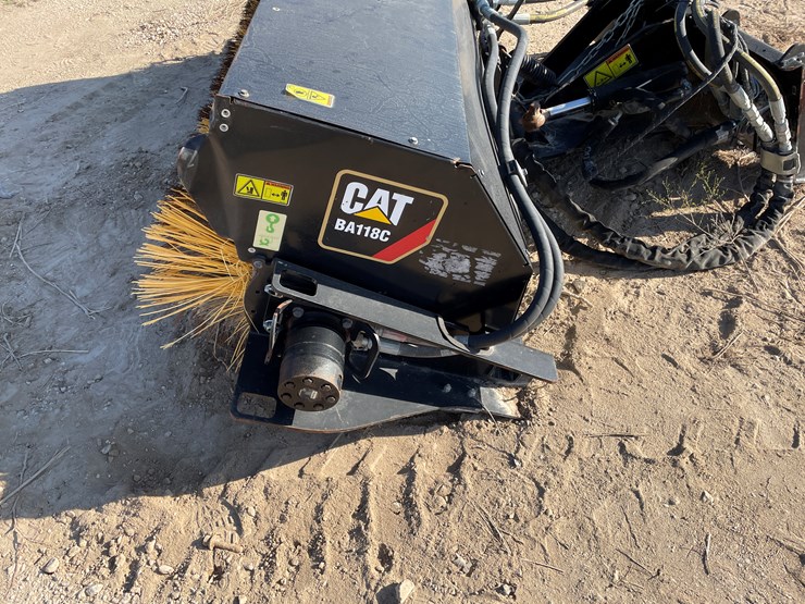 #6328-•-cat-84"-broom-sweeper-(#33177)-image-8