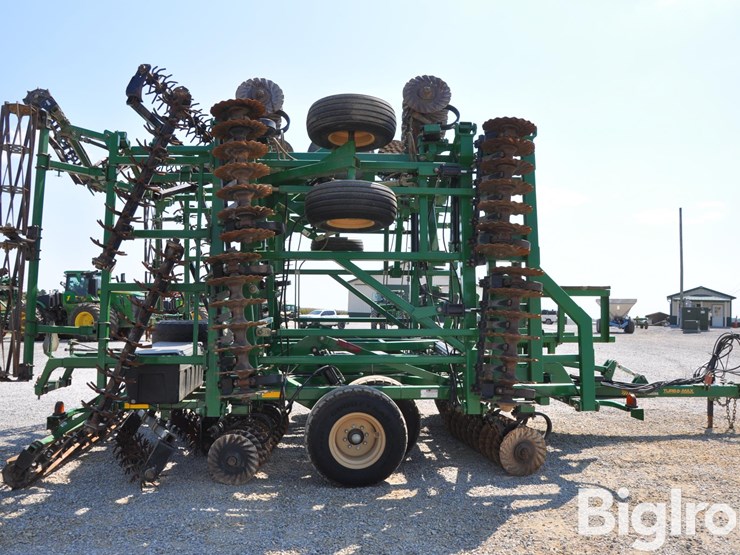 great-plains-4000tm-image-4