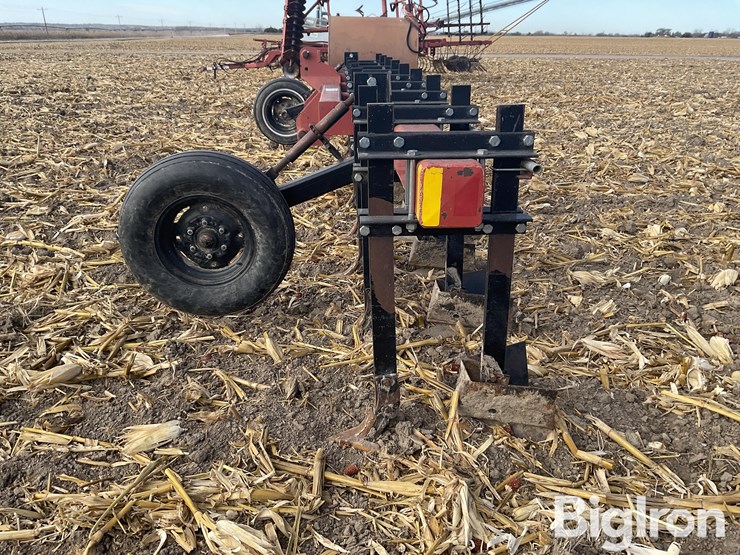 8r30-cultivator/hiller-image-8