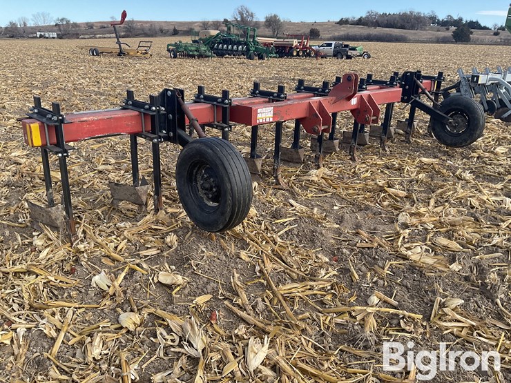 8r30-cultivator/hiller-image-3