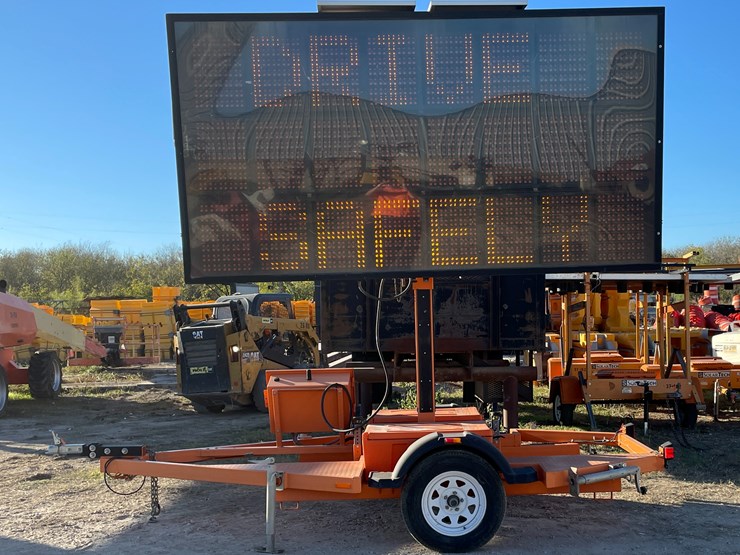 #6308-•-2018-vermac-message-board-(trailer-#37153)-(no-title)-image-2