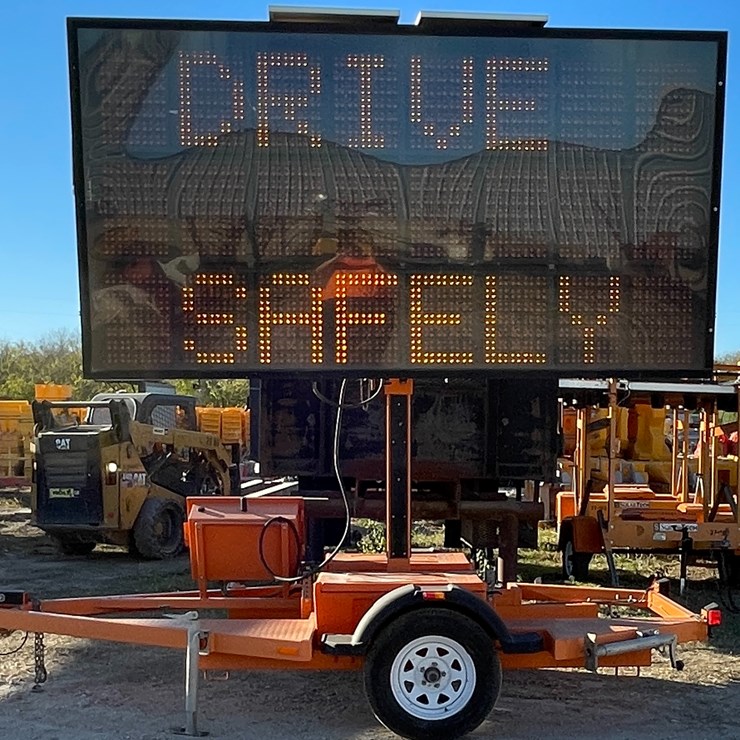 #6308 • 2018 Vermac Message Board (Trailer #37153) (No Title)