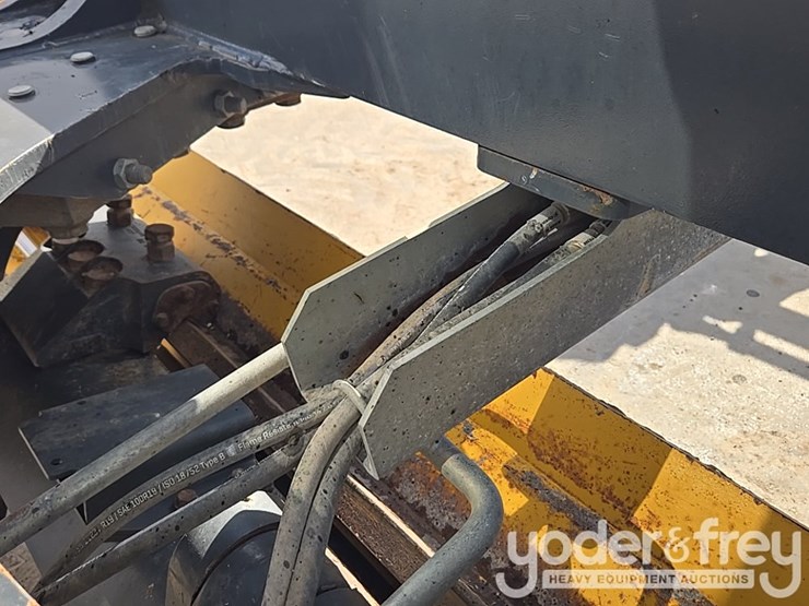 2017-deere-872g-image-57