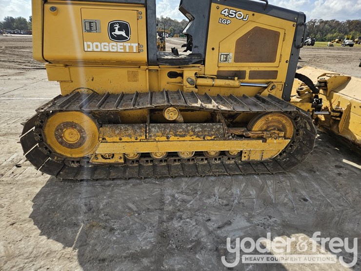 2015-deere-450j-image-8