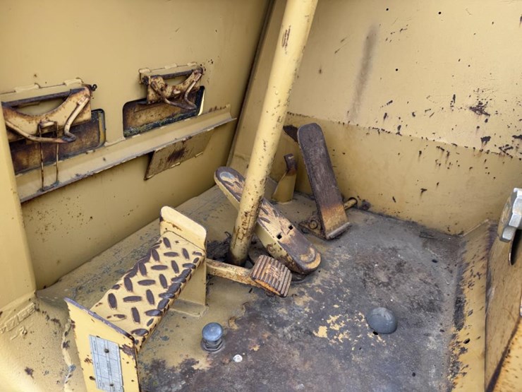 caterpillar-613b-image-37