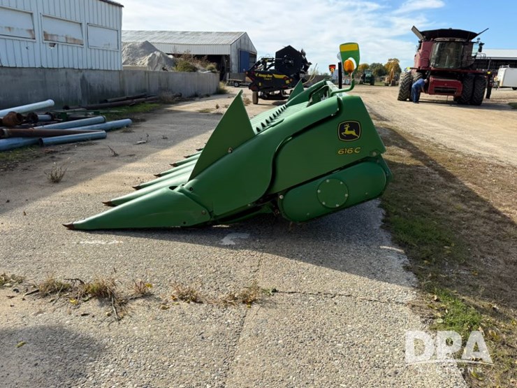 2014-john-deere-616c-image-9