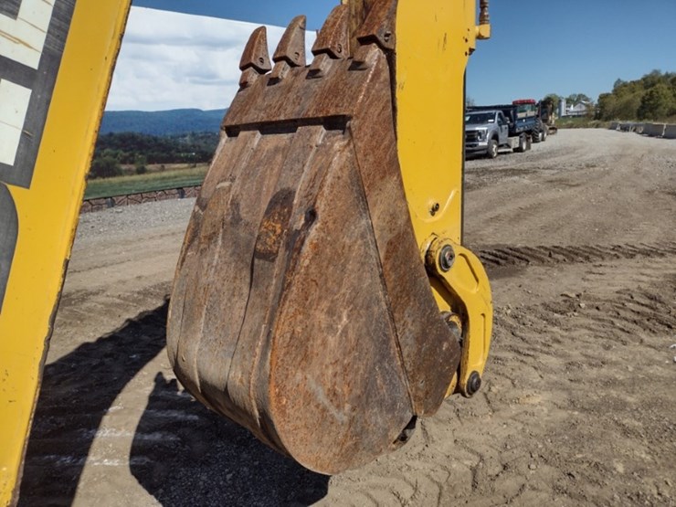 deere-310sg-image-29