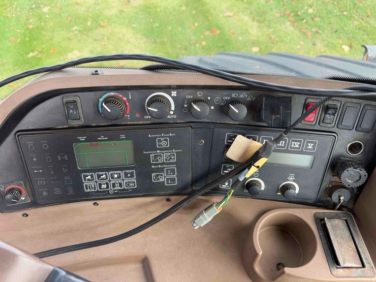 2002-john-deere-9520t-image-46