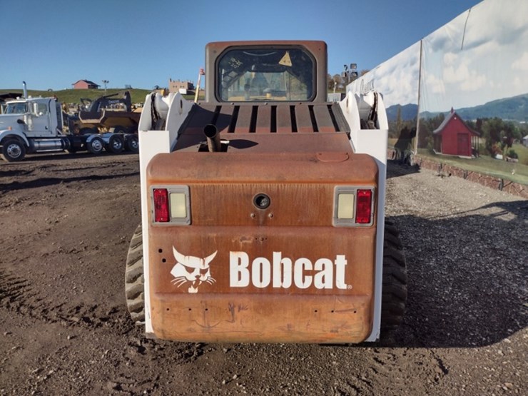 bobcat-s220-image-4